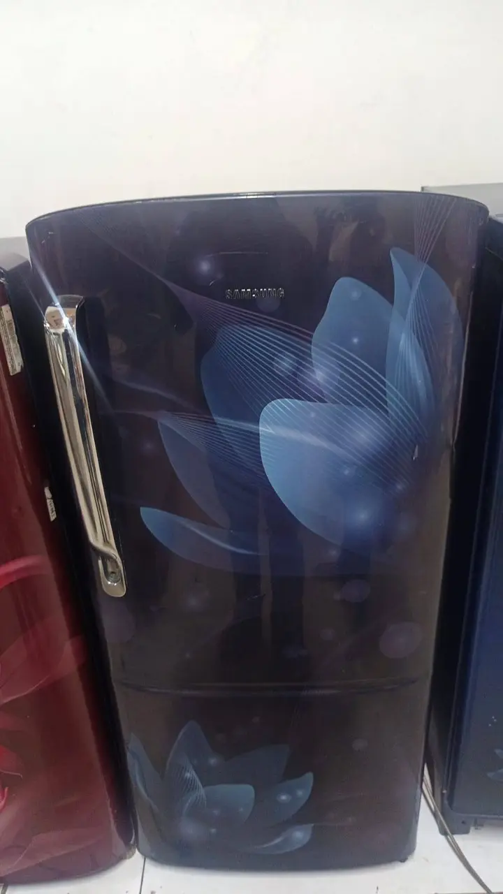 Sumsung single door fridge