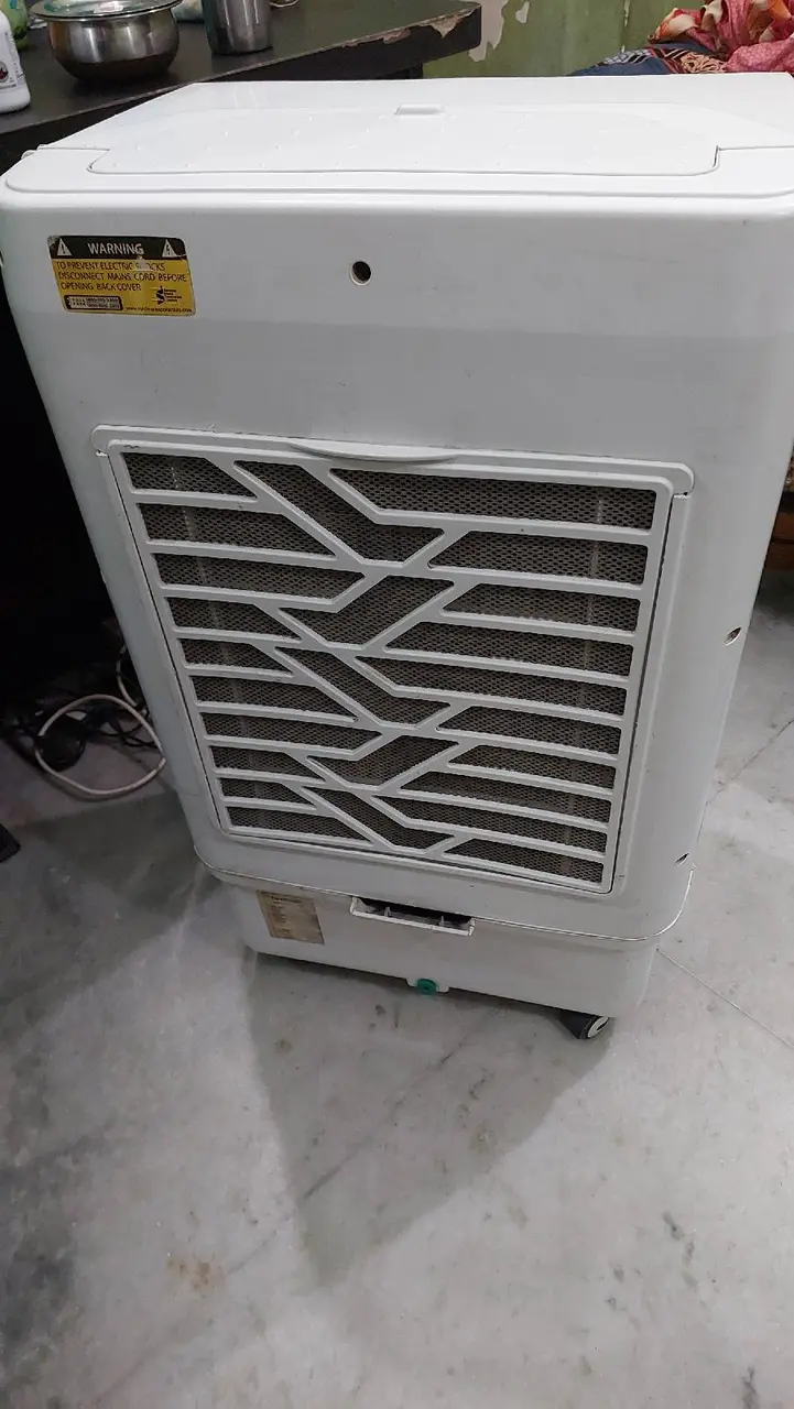 Hindware cooler 25L